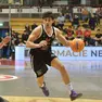 Pietro Iannuzzi in azione con la Pallacanestro Trieste Foto Francesco Bruni