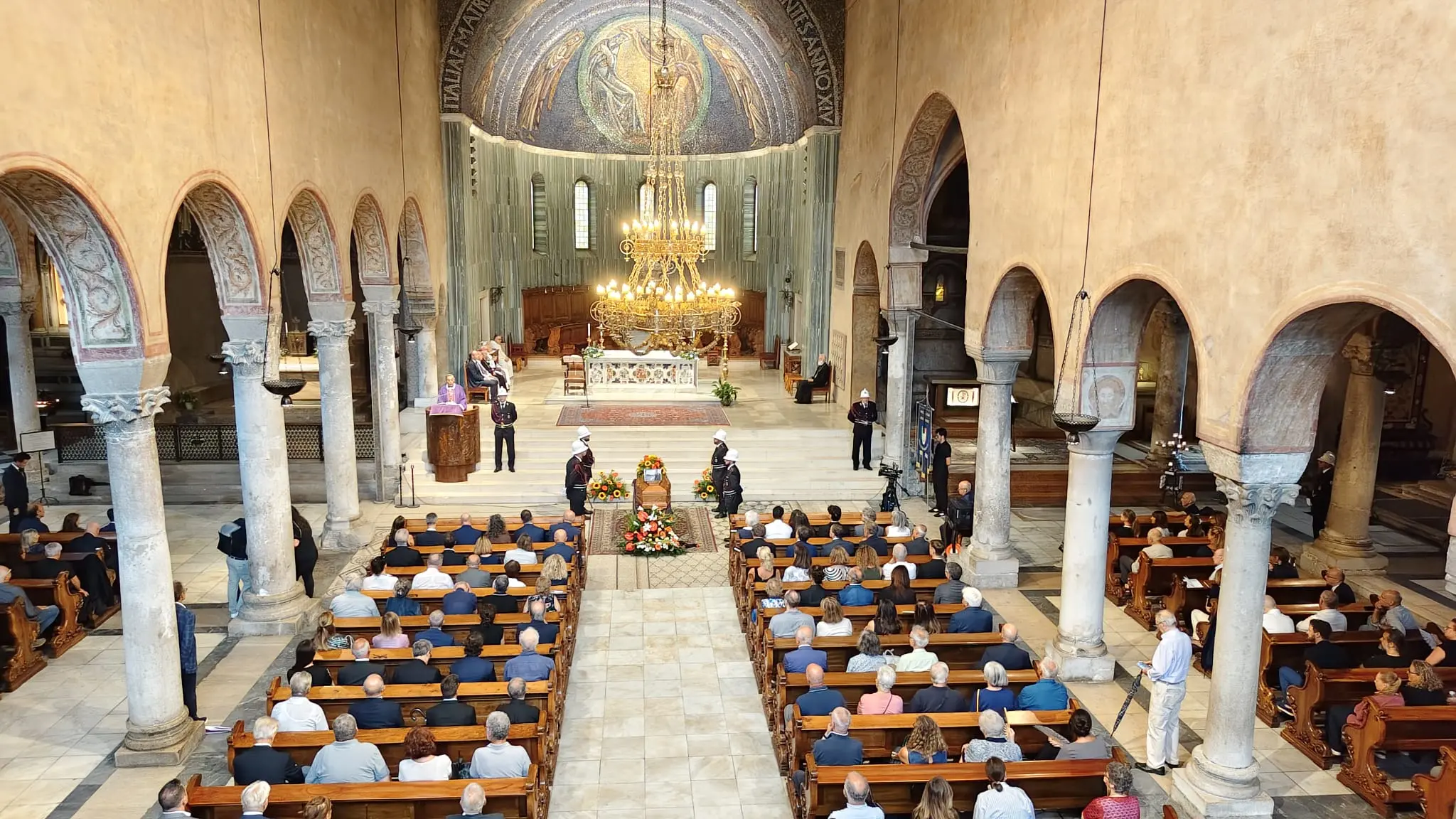 La cerimonia nella cattedrale di San Giusto. Foto Bruni