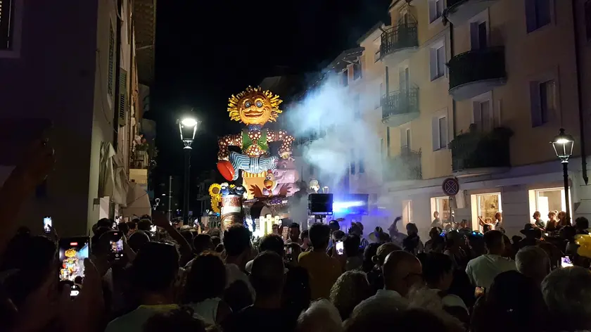 Un’edizione precedente del Carnevale estivo a Grado