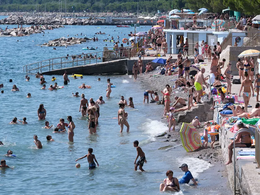 Una veduta su Barcola e i Topolini (foto Massimo Silvano)