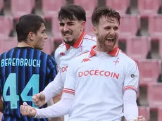 Christian D’Urso esulta con la maglia della Triestina (foto Andrea Lasorte)