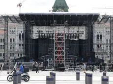 Il palco di piazza Unità (Lasorte)