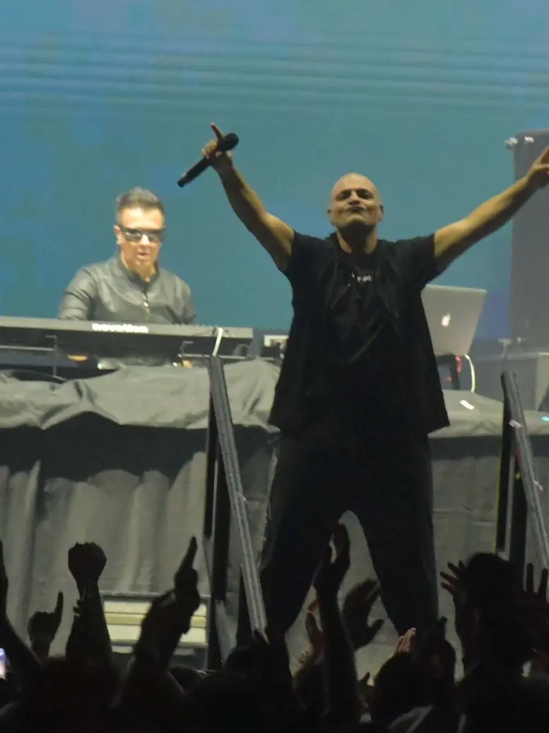 Gli Eiffel 65 sul palco di piazza Unità. Foto Bruni