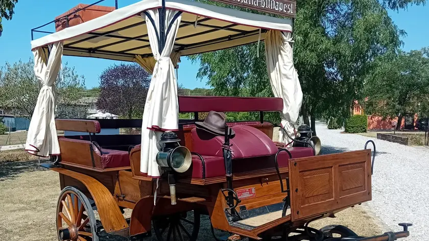 Una delle carrozze che dovevano essere utilizzate per l’evento