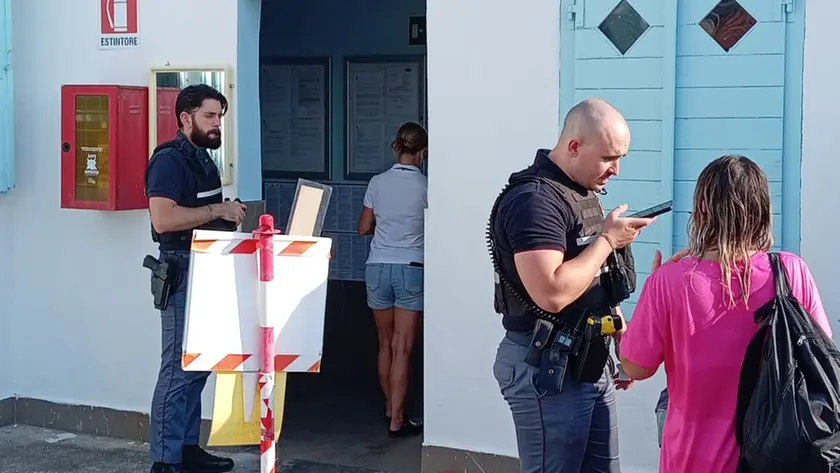 La polizia intervenuta al Pedocin