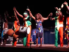 Uno spettacolo del festival del folklore