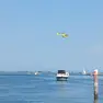Alcuni turisti hanno tentato di rianimarlo portandolo fuori dall'acqua