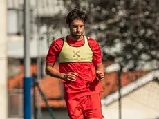L’attaccante Lorenzo Sorrentino durante un allenamento a Muggia (foto Quarantotto)