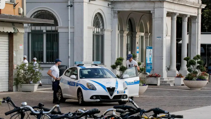 Controlli della polizia locale a Monfalcone
