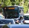 Un autobus della linea 6, teatro dell’aggressione (foto Lasorte)