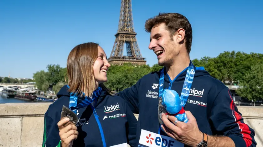 Elisa Cosetti e Andrea Barnaba festeggiano le medaglie d’argento a Parigi