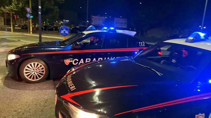 Auto si ribalta nella notte a Fogliano: feriti un uomo e una donna, trasportati in ospedale