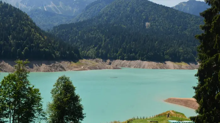 Il lago di Sauris è quasi vuoto