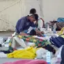Migranti accampati in largo Santos, a Trieste (foto Massimo Silvano)