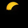 Tra occhialini ad hoc e metodi decisamente più creativi, sono tantissime le persone che stasera - 12 agosto - si sono radunate in tutto il Nord Est per vedere l'eclissi di sole. Le foto sono di Lasorte, Bruni, Petrussi e Tibaldi.
