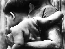 Donna incinta con bambino in braccio, Messico, 1929