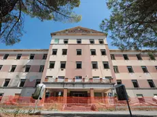 Il cantiere per la demolizione dell'ex ospedale civile di Gorizia. Foto Tibaldi