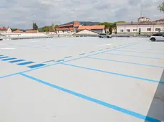 La situazione del nuovo parcheggio di via Manzoni largamente inutilizzato Foto Daniele Tibaldi