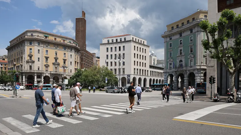 Piazza Oberdan in una foto scattata di giorno (foto Andrea Lasorte)