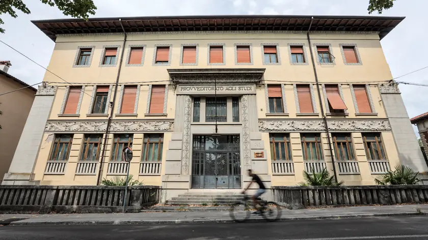 La sede dell’ex Provveditorato chiusa da 26 anni Foto Tibaldi