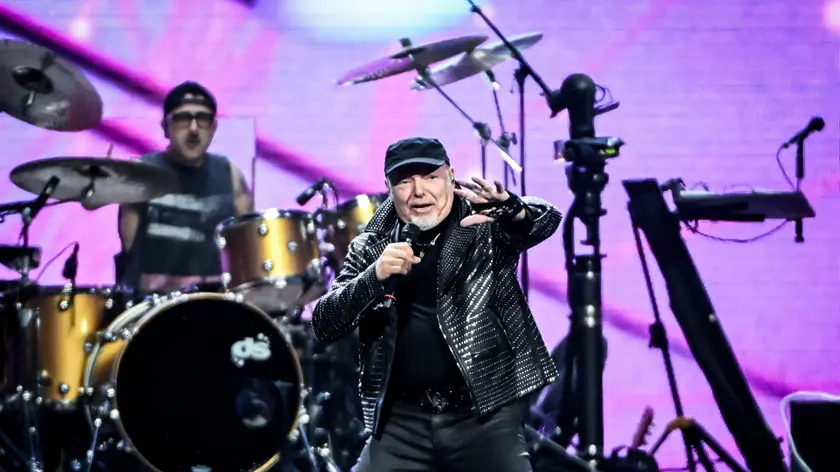 L'obiettivo fissato è portare Vasco Rossi in concerto
