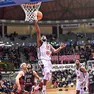 Markel Brown a canestro (foto Francsco Bruni)