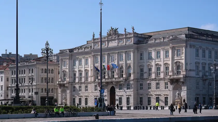 Il palazzo della Regione in piazza Unità a Trieste (foto Massimo Silvano)