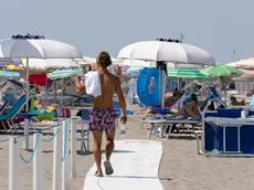 La Git di Grado ha scelto di rinviare la rimozione di ombrelloni e lettini alla fine di settembre