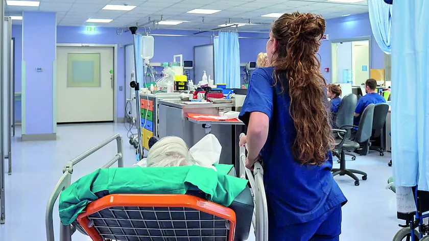 Un intervento sanitario all’ospedale di Cattinara (foto Silvano)