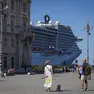 Msc Fantasia ormeggiata alla Stazione Marittima e vista da piazza Unità: l’evento Il Piccolo-Msc si svolgerà in un salone a poppa (foto Lasorte)