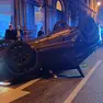 L'auto cappottata in via Filzi