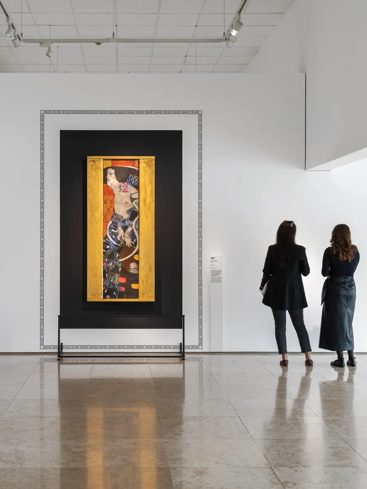 L'allestimento della mostra al Muvec di Mestre