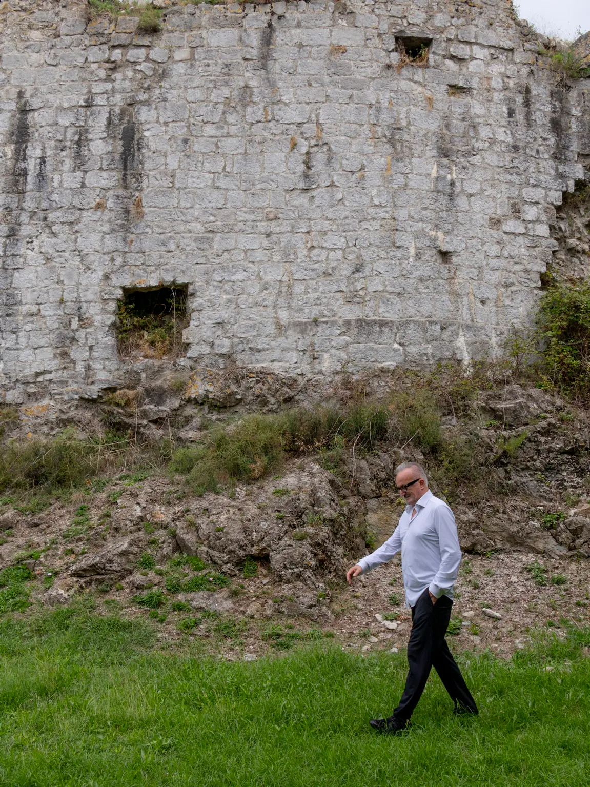 Il sopralluogo alla Rocca di Monfalcone con l'architetto Francesco Morena. Foto servizio Katia Bonaventura