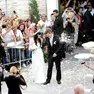 Un momento del matrimonio tra Elisa e Andrea a Grado davanti alla basilica di Sant'Eufemia - foto di Katia Bonaventura