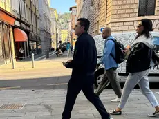 Luis Figo a passeggio per Trieste