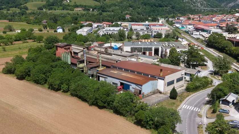 La fonderia Livarna di Salcano continua ad essere al centro dell’attenzione Foto Tibaldi