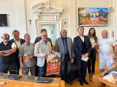 La conferenza stampa in sala consiliare indetta dall’amministrazione