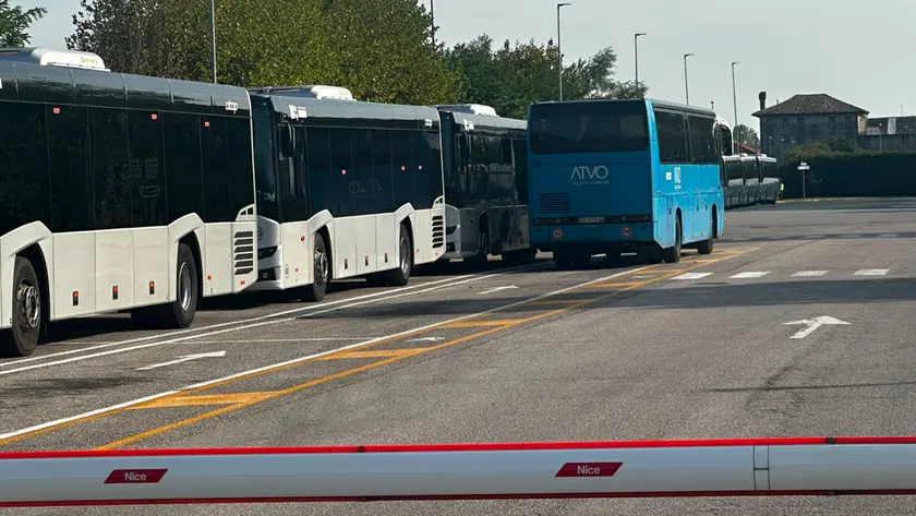 Il parcheggio del deposito Atap in via Prasecco a Pordenone