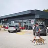 La nuova area di servizio riqualificata con il ritrovato autogrill di Duino Nord Foto Andrea Lasorte