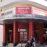 L’ingresso del Teatro Bobbio con il nuovo foyer a tema (foto Massimo Silvano)