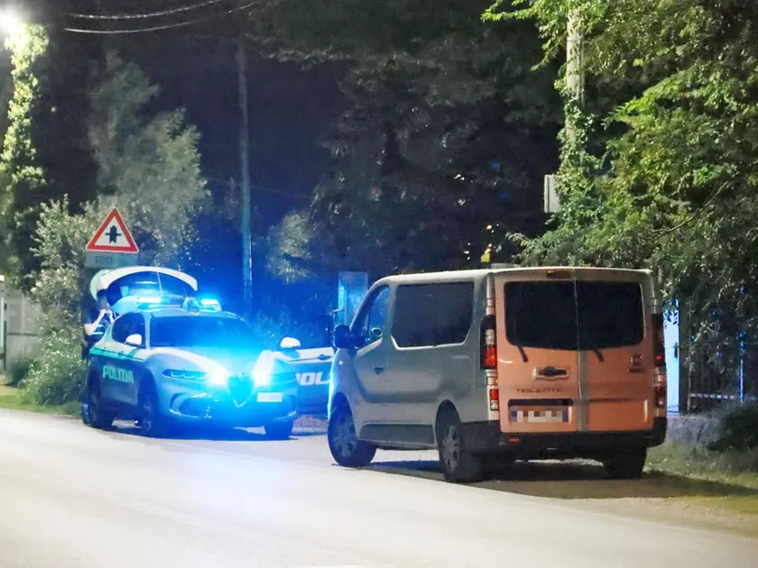 La polizia sul luogo dell'incidente. Foto Bonaventura