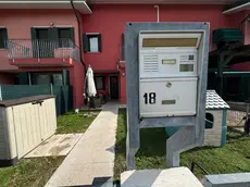 L’ingresso dell’abitazione di Donadio al civico 18 di via Sarpi a Eraclea