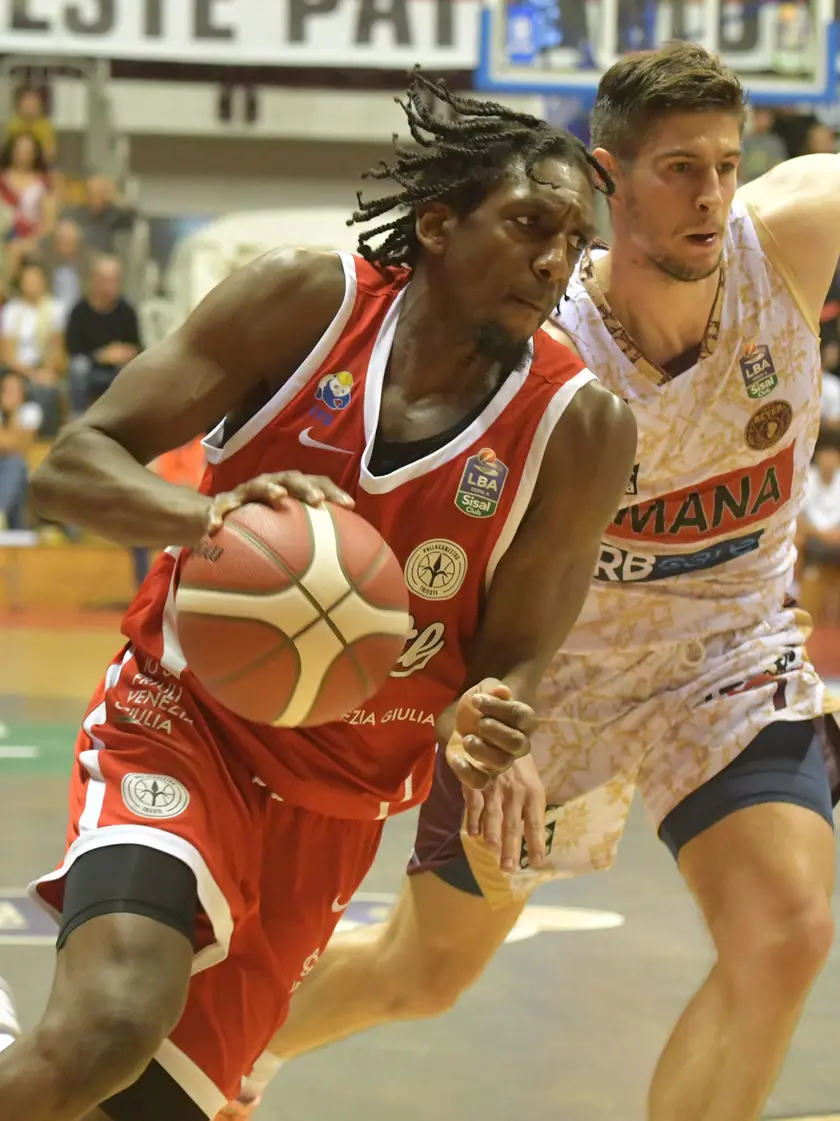 Langston Galloway in azione contro la Reyer (foto Francesco Bruni)