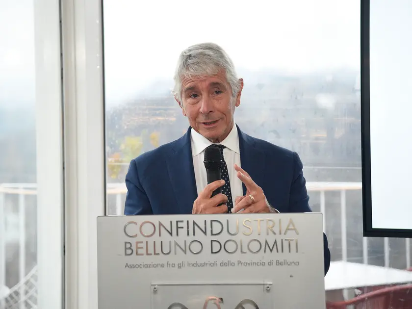 Il ministro per lo Sport Andrea Abodi