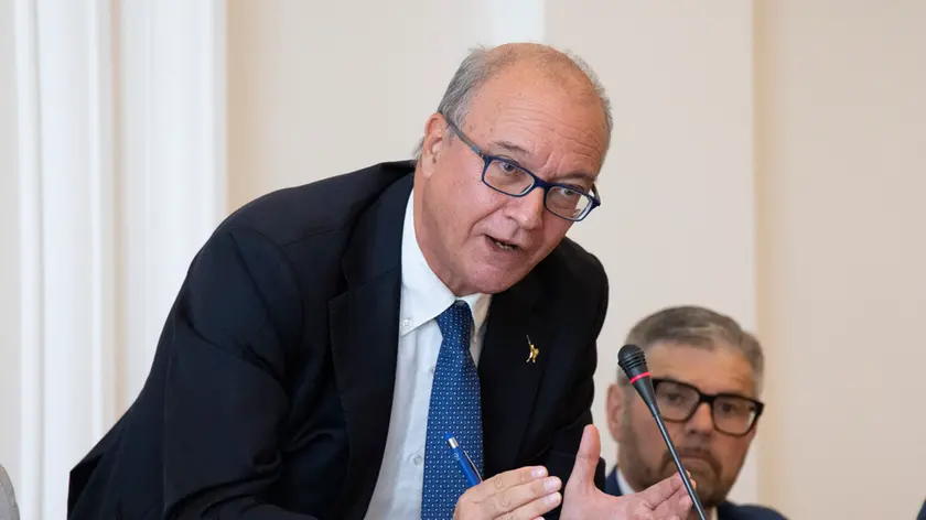 L’intervento del ministro Valditara a Monfalcone, dietro di lui il segretario regionale della Lega Dreosto (Bonaventura)