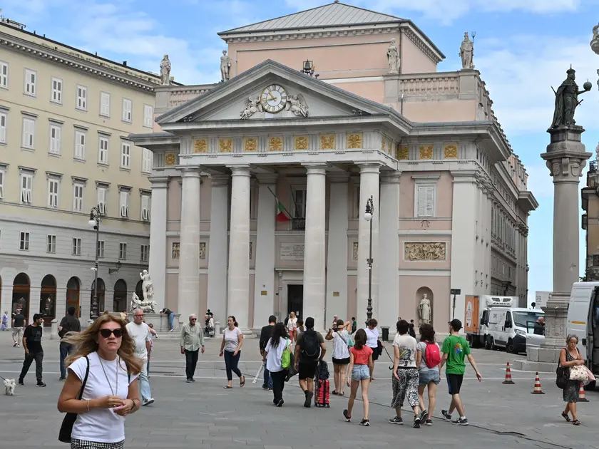 Piazza della Borsa (Bruni)