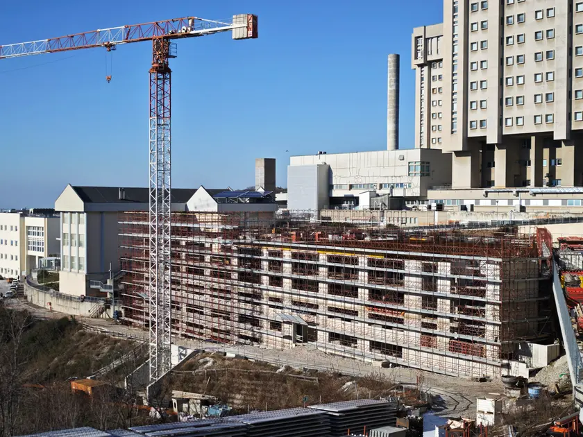 Cantieri all'ospedale di Cattinara