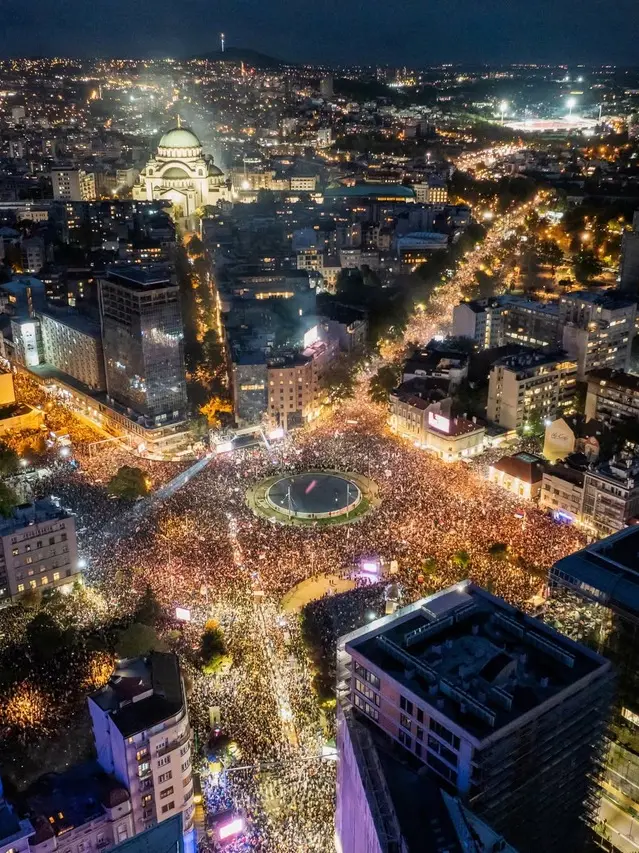 Piazza Slavija (foto Tv N1)