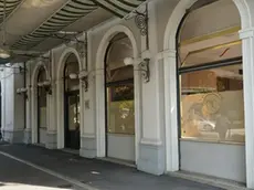 Il Caffè Centrale potrebbe riaprire a breve dopo il subentro nella gestione dei fratelli Burimi