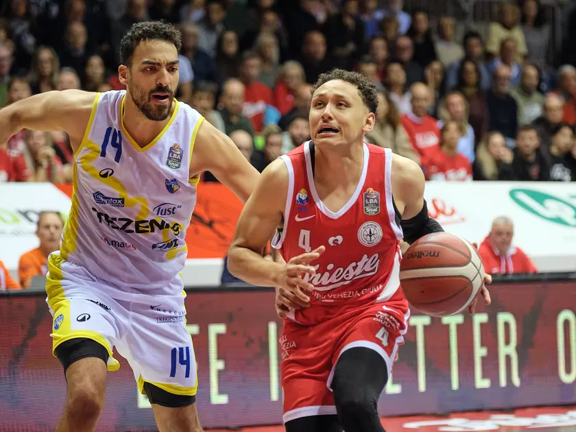 Pallacanestro Trieste - Verona (Foto di Massimo Silvano)